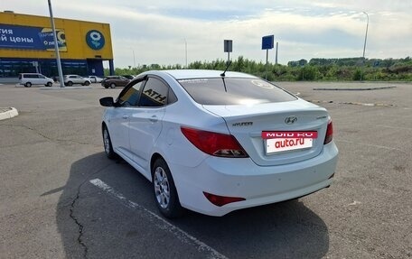 Hyundai Solaris II рестайлинг, 2014 год, 950 000 рублей, 4 фотография