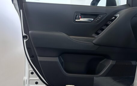 Toyota Land Cruiser, 2023 год, 12 154 000 рублей, 8 фотография