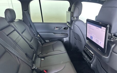 Toyota Land Cruiser, 2023 год, 12 154 000 рублей, 13 фотография