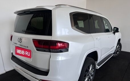 Toyota Land Cruiser, 2023 год, 12 154 000 рублей, 5 фотография