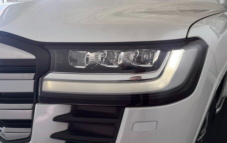 Toyota Land Cruiser, 2023 год, 12 154 000 рублей, 16 фотография
