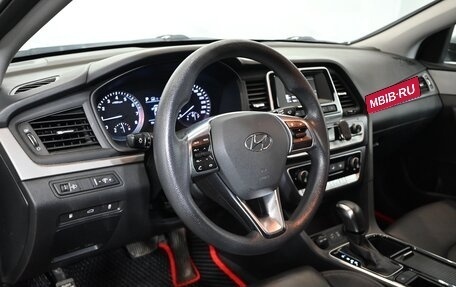 Hyundai Sonata VII, 2018 год, 1 610 000 рублей, 14 фотография