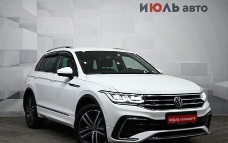 Volkswagen Tiguan II, 2020 год, 4 060 000 рублей, 3 фотография