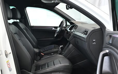 Volkswagen Tiguan II, 2020 год, 4 060 000 рублей, 11 фотография