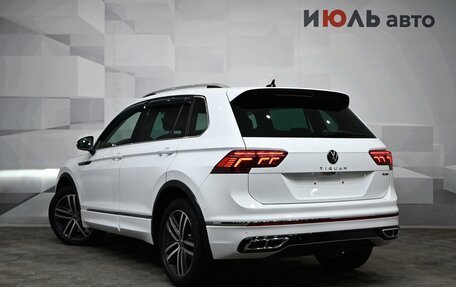 Volkswagen Tiguan II, 2020 год, 4 060 000 рублей, 4 фотография