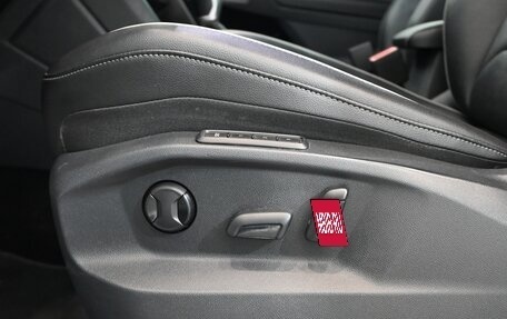 Volkswagen Tiguan II, 2020 год, 4 060 000 рублей, 16 фотография