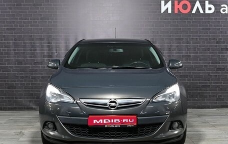 Opel Astra J, 2013 год, 999 000 рублей, 2 фотография