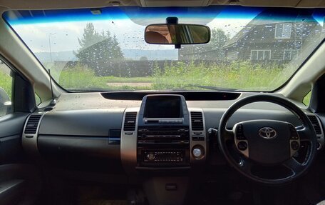 Toyota Prius, 2004 год, 449 999 рублей, 4 фотография
