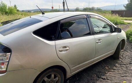 Toyota Prius, 2004 год, 449 999 рублей, 6 фотография