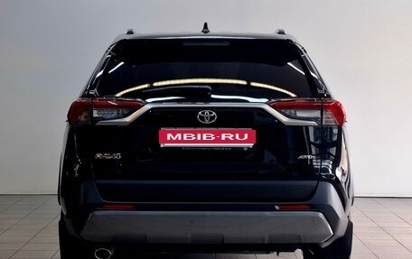 Toyota RAV4, 2022 год, 3 650 000 рублей, 7 фотография