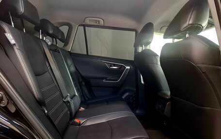 Toyota RAV4, 2022 год, 3 650 000 рублей, 18 фотография