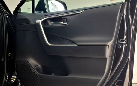 Toyota RAV4, 2022 год, 3 650 000 рублей, 20 фотография
