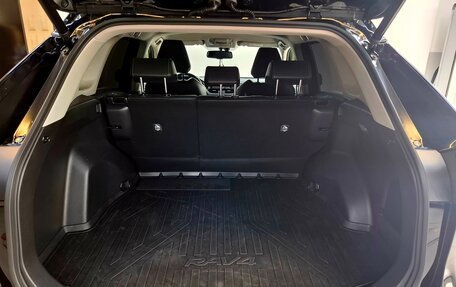 Toyota RAV4, 2022 год, 3 650 000 рублей, 23 фотография
