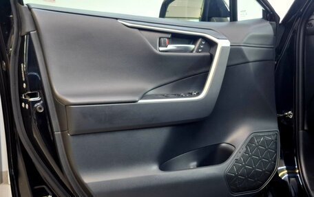 Toyota RAV4, 2022 год, 3 650 000 рублей, 19 фотография