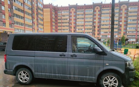 Volkswagen Caravelle T5, 2013 год, 2 050 000 рублей, 7 фотография