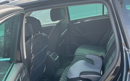 Volkswagen Tiguan II, 2020 год, 3 000 000 рублей, 12 фотография