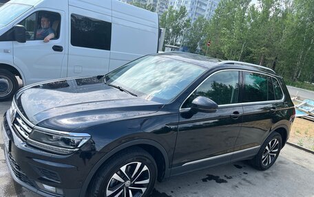 Volkswagen Tiguan II, 2020 год, 3 000 000 рублей, 17 фотография