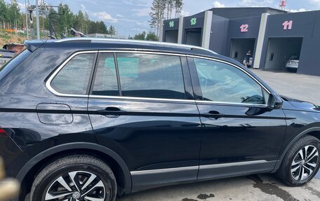 Volkswagen Tiguan II, 2020 год, 3 000 000 рублей, 20 фотография