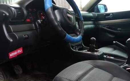 Audi A4, 2000 год, 305 000 рублей, 2 фотография