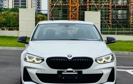 BMW 1 серия, 2022 год, 1 850 333 рублей, 2 фотография