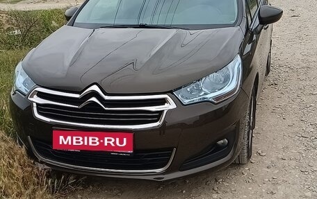 Citroen C4 II рестайлинг, 2015 год, 650 000 рублей, 2 фотография