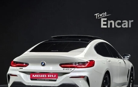 BMW 8 серия, 2022 год, 10 000 000 рублей, 3 фотография