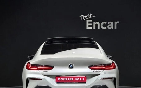 BMW 8 серия, 2022 год, 10 000 000 рублей, 4 фотография