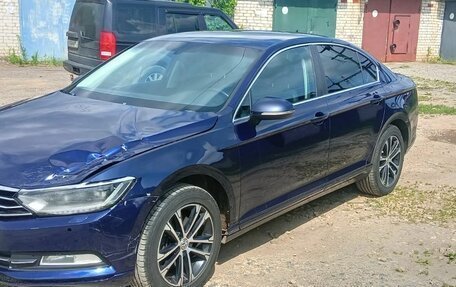 Volkswagen Passat B8 рестайлинг, 2019 год, 1 395 000 рублей, 3 фотография