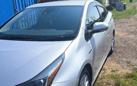 Toyota Prius IV XW50, 2020 год, 1 695 000 рублей, 2 фотография