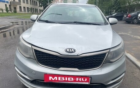 KIA Rio III рестайлинг, 2016 год, 600 000 рублей, 2 фотография