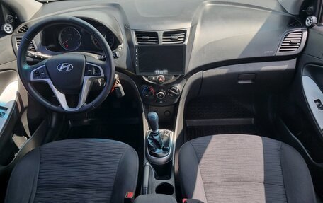 Hyundai Solaris II рестайлинг, 2015 год, 856 000 рублей, 11 фотография