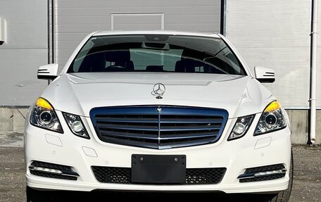 Mercedes-Benz E-Класс, 2012 год, 1 350 000 рублей, 3 фотография