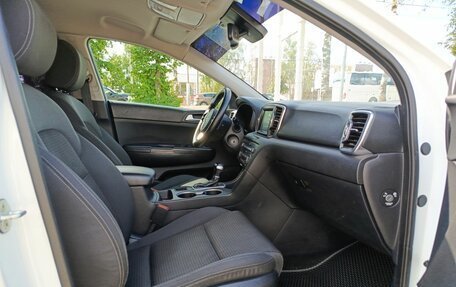 KIA Sportage IV рестайлинг, 2016 год, 1 800 000 рублей, 11 фотография