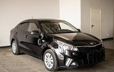 KIA Rio IV, 2021 год, 1 945 000 рублей, 3 фотография