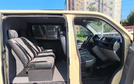 Volkswagen Transporter T6 рестайлинг, 2016 год, 1 900 000 рублей, 7 фотография