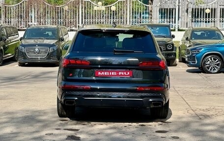 Audi Q7, 2024 год, 12 850 000 рублей, 25 фотография