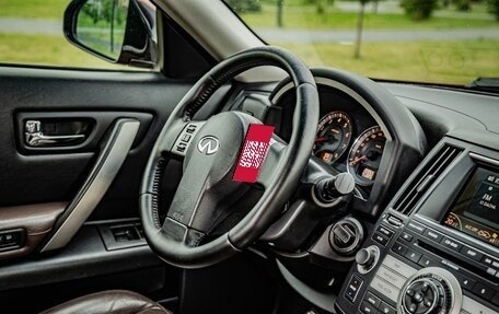Infiniti FX I, 2007 год, 1 277 000 рублей, 22 фотография
