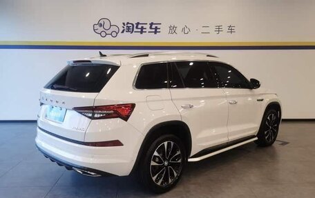Skoda Kodiaq I, 2022 год, 2 560 000 рублей, 2 фотография