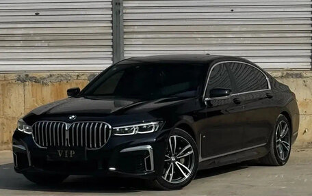 BMW 7 серия, 2021 год, 4 330 955 рублей, 2 фотография