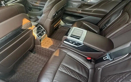 BMW 7 серия, 2021 год, 4 330 955 рублей, 8 фотография