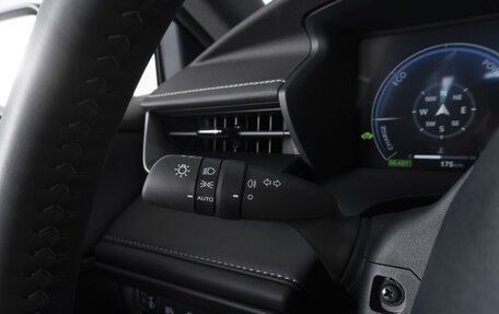Toyota Camry, 2025 год, 4 299 000 рублей, 20 фотография