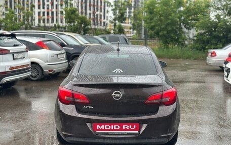 Opel Astra J, 2013 год, 860 000 рублей, 6 фотография