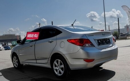 Hyundai Solaris II рестайлинг, 2011 год, 500 000 рублей, 5 фотография