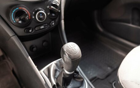 Hyundai Solaris II рестайлинг, 2011 год, 500 000 рублей, 12 фотография