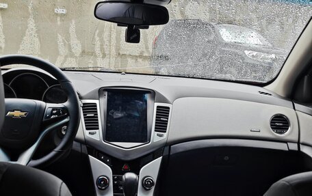 Chevrolet Cruze II, 2011 год, 725 000 рублей, 7 фотография