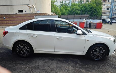 Chevrolet Cruze II, 2011 год, 725 000 рублей, 4 фотография
