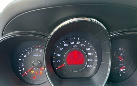 KIA Rio III рестайлинг, 2013 год, 750 000 рублей, 13 фотография