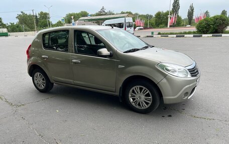Renault Sandero I, 2013 год, 720 000 рублей, 4 фотография