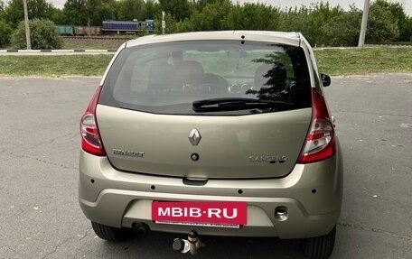 Renault Sandero I, 2013 год, 720 000 рублей, 21 фотография