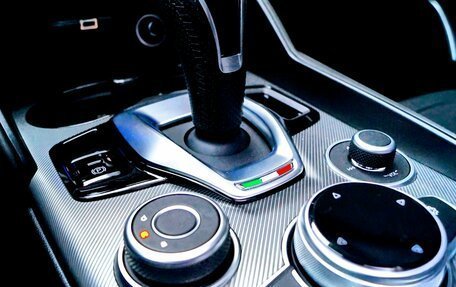 Alfa Romeo Giulia II, 2023 год, 4 790 000 рублей, 16 фотография